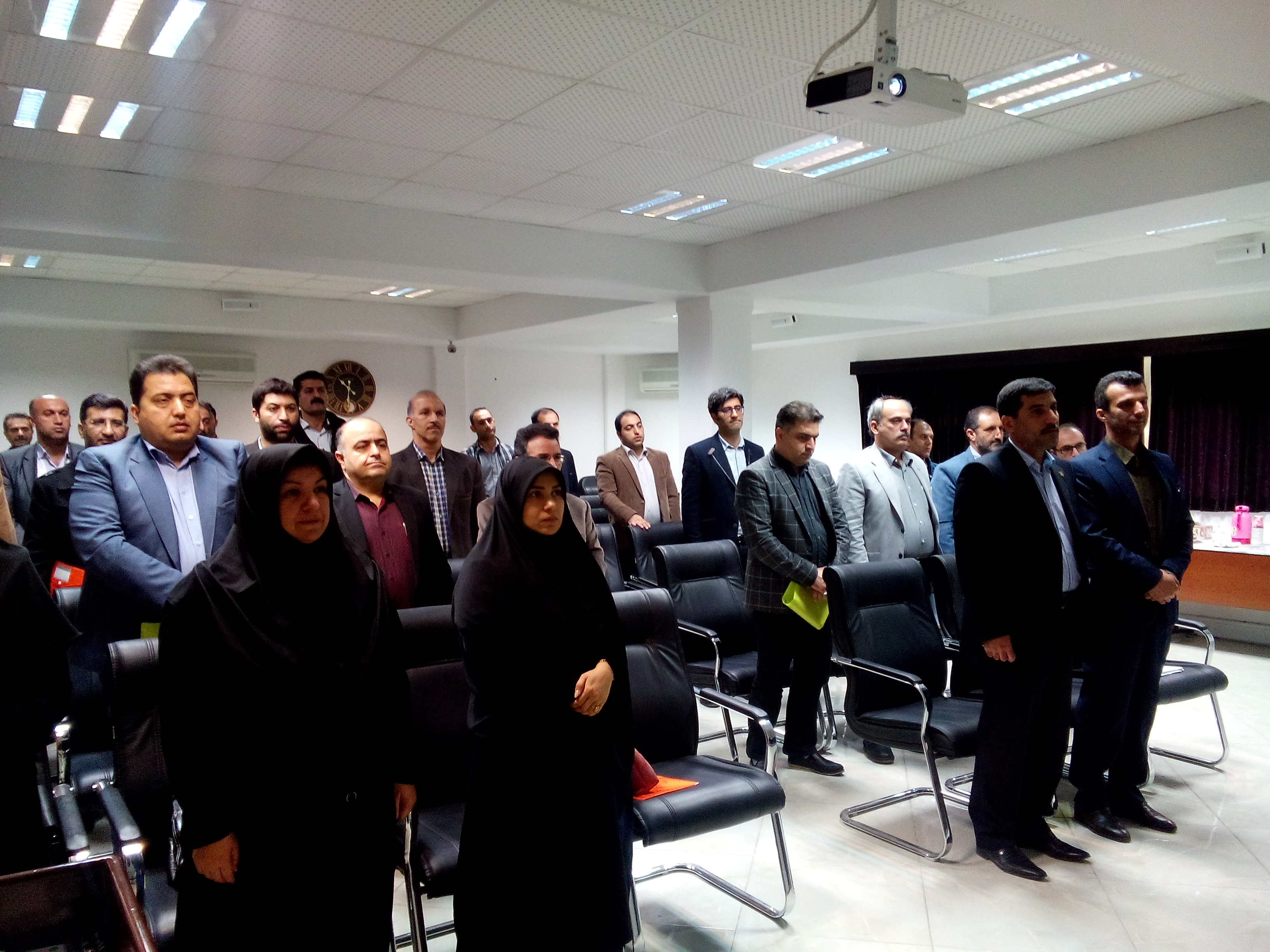 جلسه آموزشی مناسب سازی
معابر و اماکن اداری و عمومی در دفتر نمایندگی بهشهر برگزار شد
