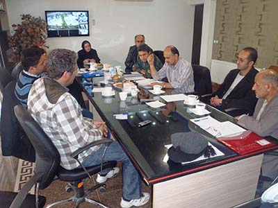 جلسه کمیته مجریان با مهندسین مجری دفتر نمایندگی-اول بهمن92
